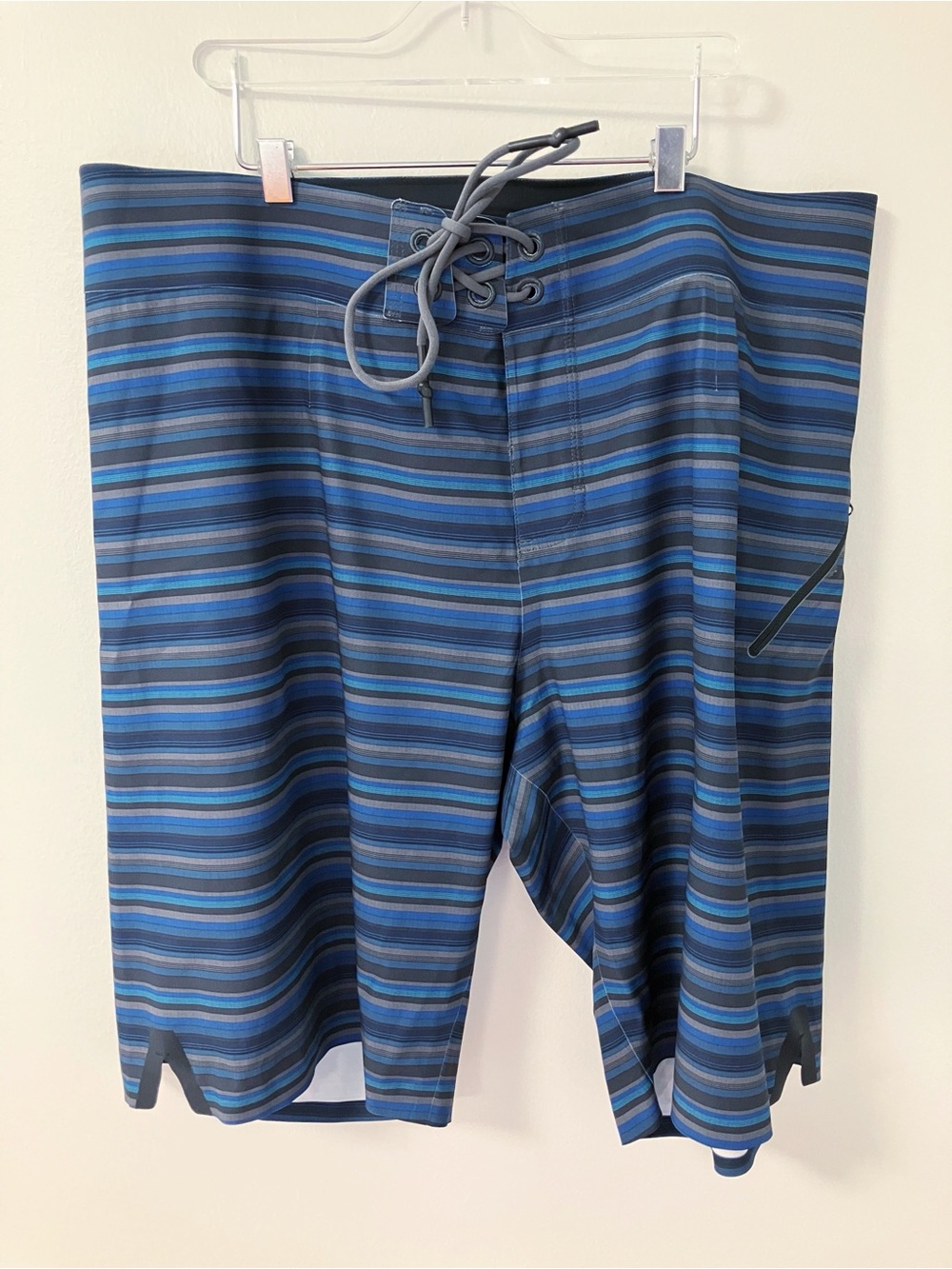 Lululemon | Blue Striped Board Shorts 36 Athletic Beach Pool Surf Swim